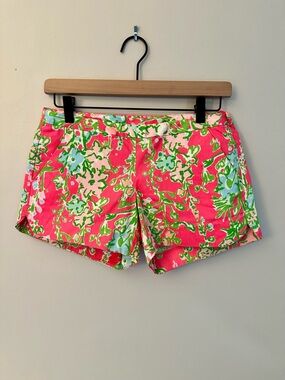 Lilly Pulitzer Adie Flamingo Pink Floral Print Shorts SZ 00